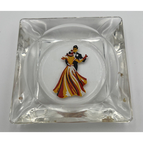 Vintage Glass Painted Ashtrays Pirate, Magician, Dancers, And Portrait Lot of 4 - Picture 4 of 7